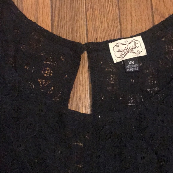 Top - Picture 2 of 3